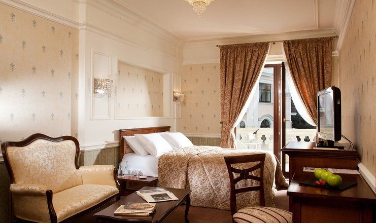 *Отель "Вилла Елена"