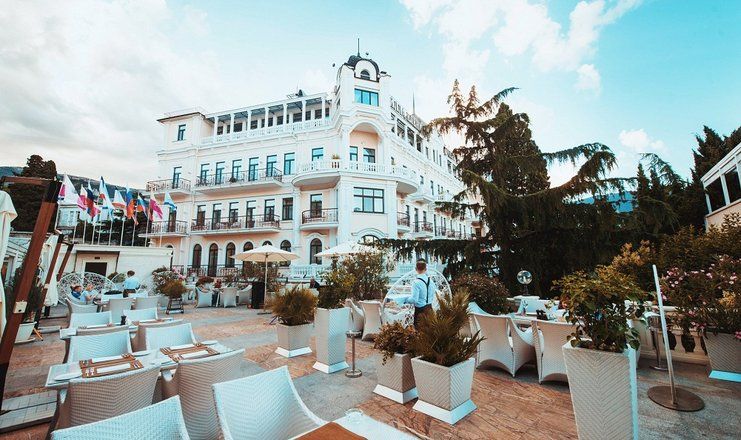 *Отель "Вилла Елена"